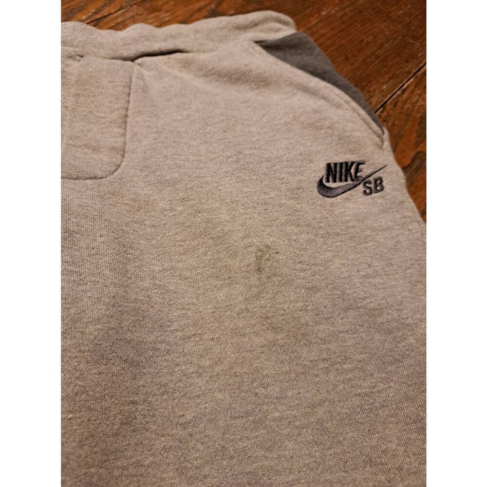 Nike SB Boys M 10-12 Gray Fleece Pants Drawstring Playwear Pockets Skateboard - Picture 2 of 4